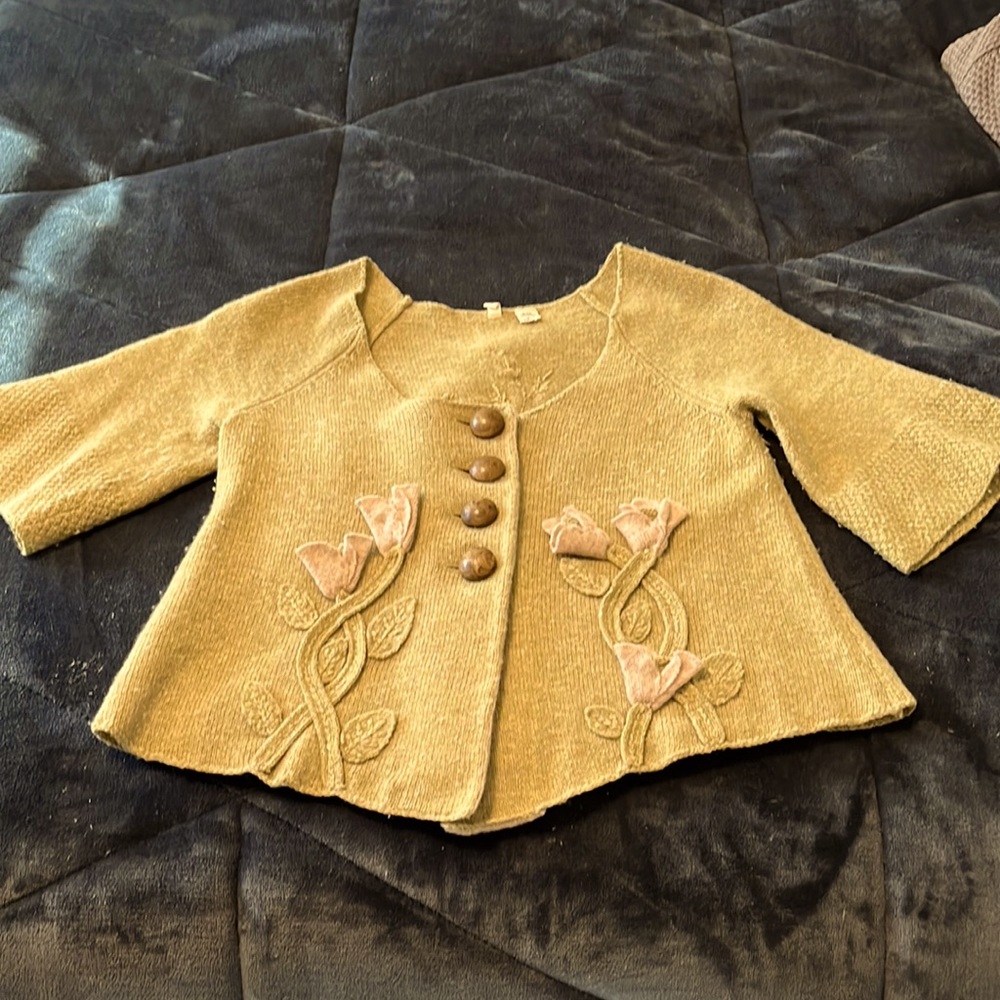 Moth 3/4 Sleeve Decorative Cardigan